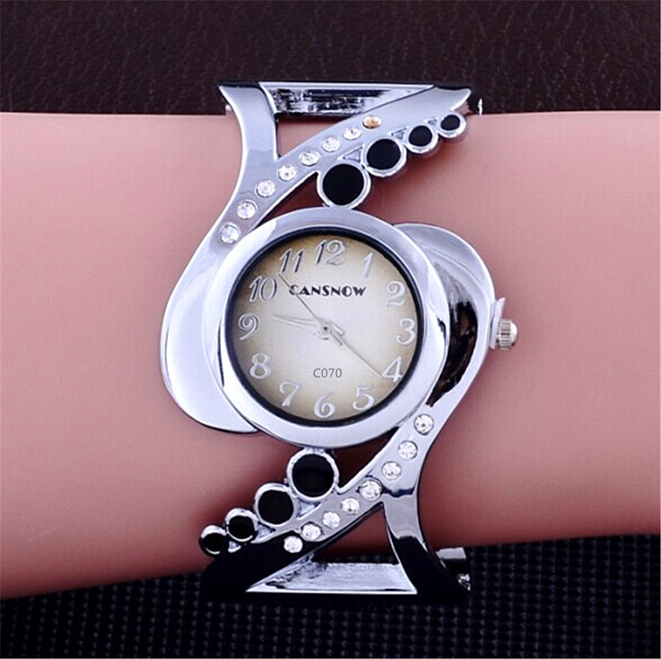 Women Bangle Wristwatch Crysta - Luxury Watch For Sale recension och pris