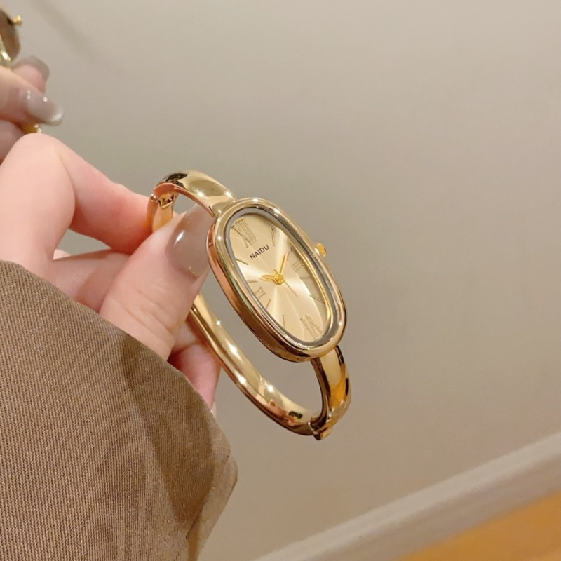 High-end Women's Roman Scale Q - Luxury Watch For Girls recension och pris